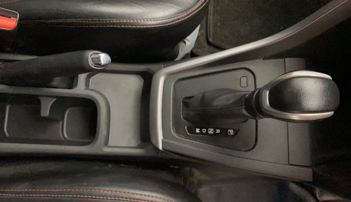 2023 Maruti BREZZA ZXI AT SMART HYBRID, Petrol, Automatic, 76,509 km, Gear Lever