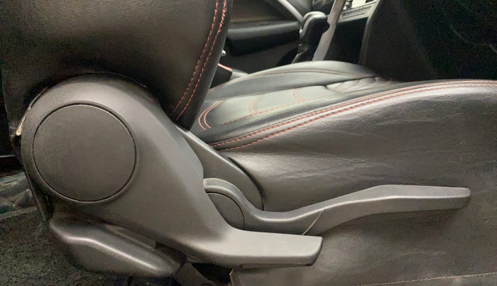 2023 Maruti BREZZA ZXI AT SMART HYBRID, Petrol, Automatic, 76,509 km, Driver Side Adjustment Panel