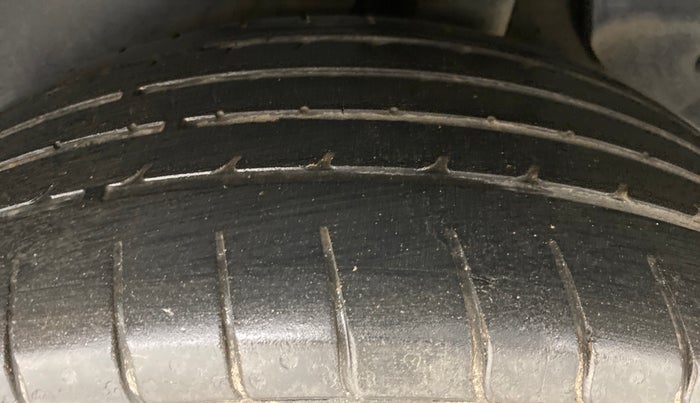 2015 Hyundai Creta 1.6 S, Petrol, Manual, 53,811 km, Left Rear Tyre Tread