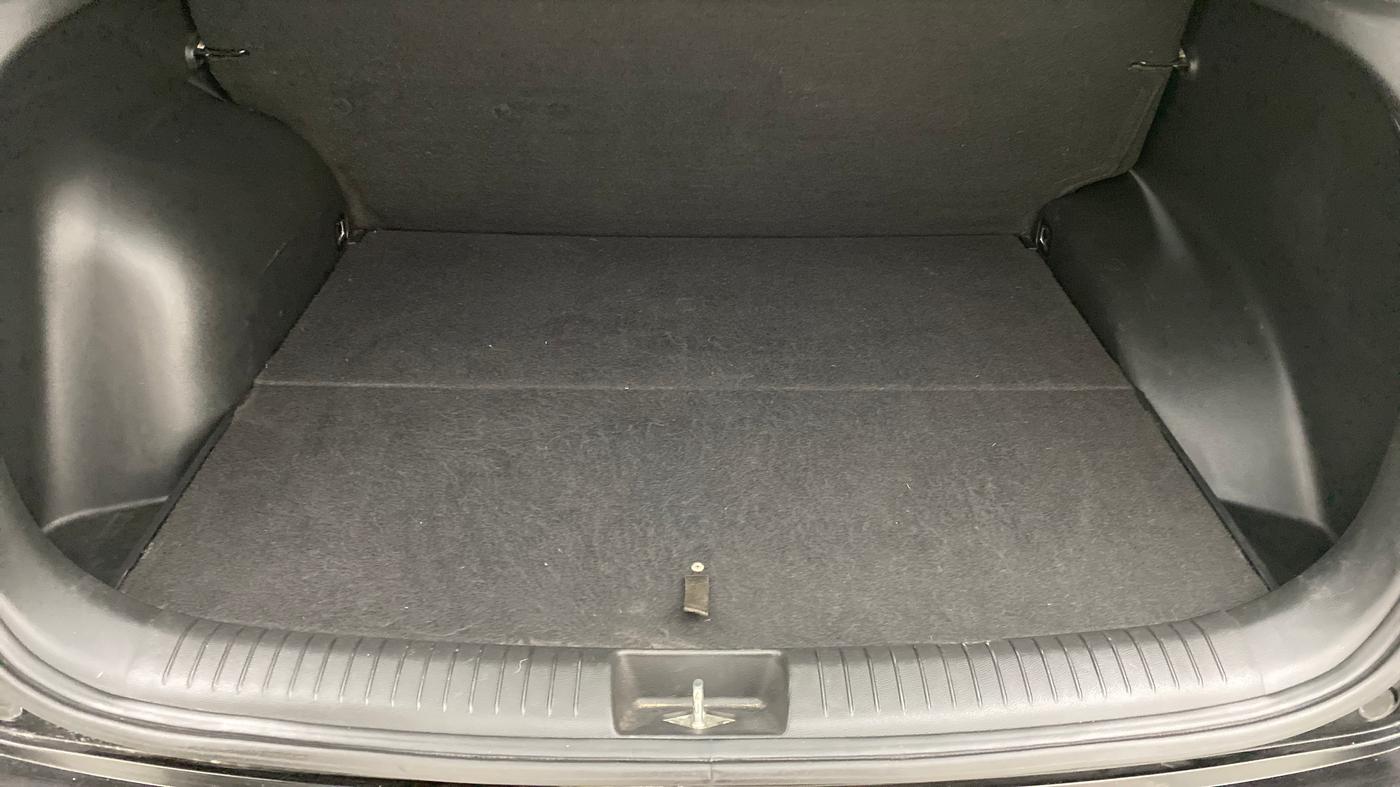 2015 Hyundai Creta 1.6 S, Petrol, Manual, 53,811 km, Boot Inside