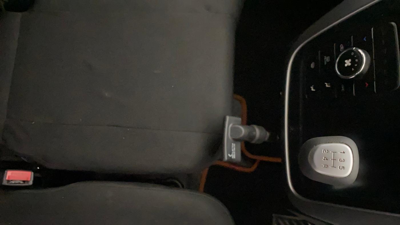 2018 Mahindra KUV 100 NXT K8 P 6 STR, Petrol, Manual, 44,289 km, Gear Lever