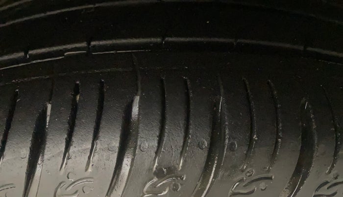 2021 KIA SONET GTX PLUS 1.0 DCT, Petrol, Automatic, 30,535 km, Right Front Tyre Tread