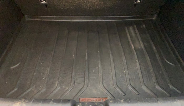 2021 KIA SONET GTX PLUS 1.0 DCT, Petrol, Automatic, 30,535 km, Boot Inside