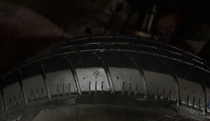 2019 Honda Amaze 1.2L I-VTEC S, Petrol, Manual, 20,351 km, Right Front Tyre Tread