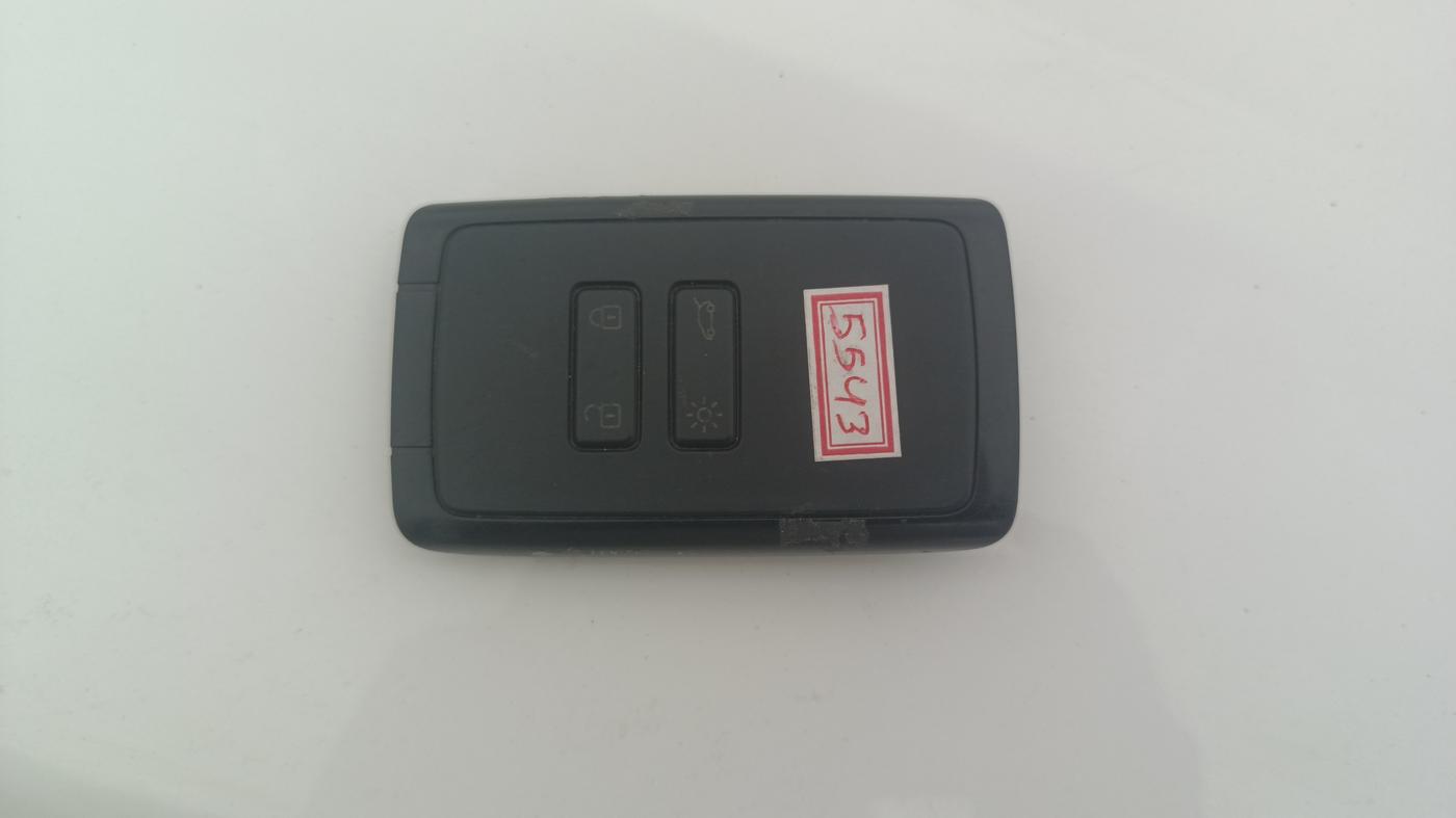 2022 Renault Kiger RXZ MT, Petrol, Manual, 68,671 km, Key Close Up