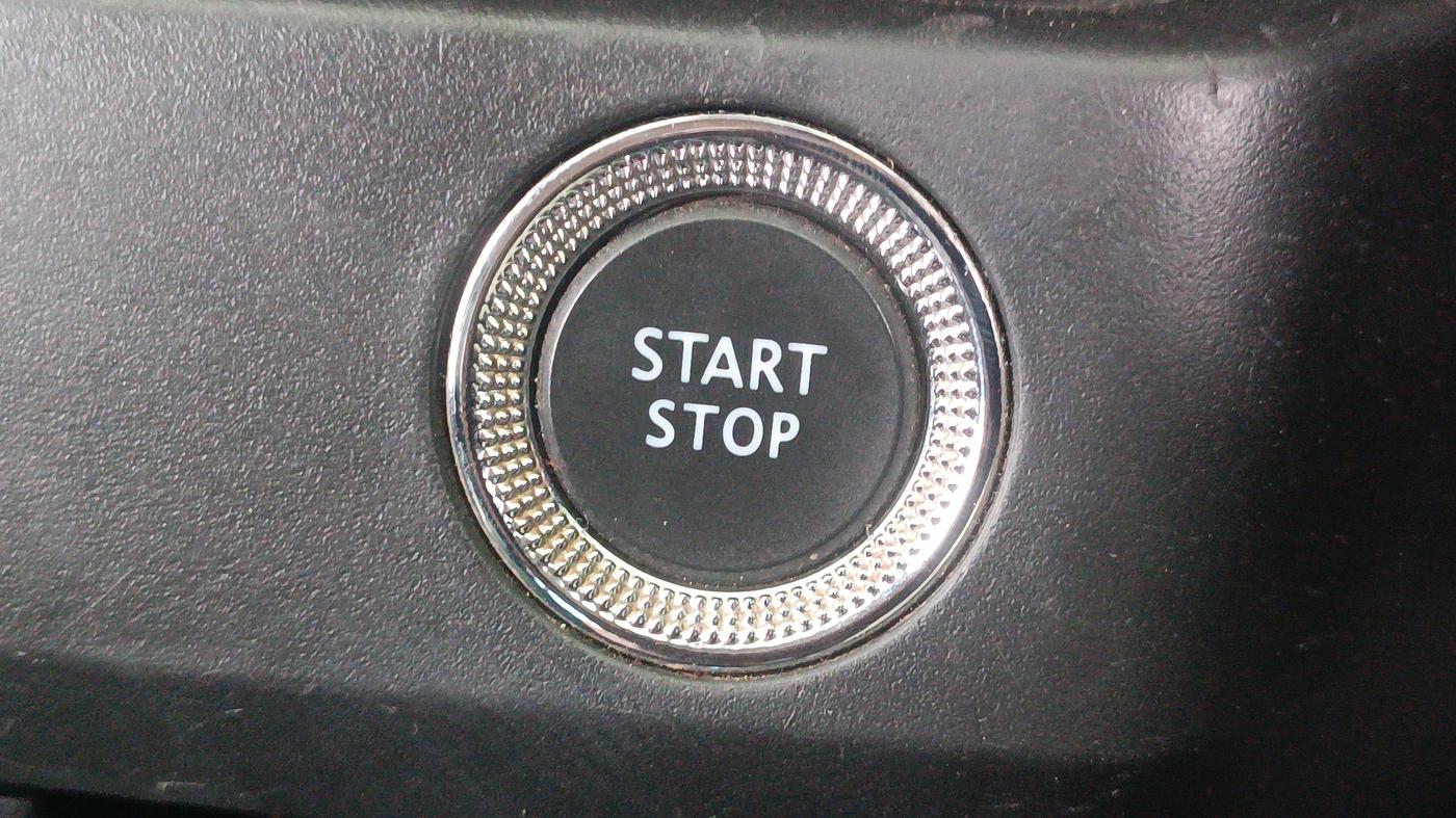 2022 Renault Kiger RXZ MT, Petrol, Manual, 68,671 km, Keyless Start/ Stop Button
