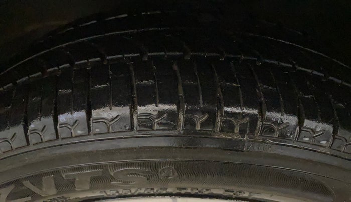 2014 Maruti Alto K10 VXI AMT, Petrol, Automatic, 48,868 km, Left Front Tyre Tread