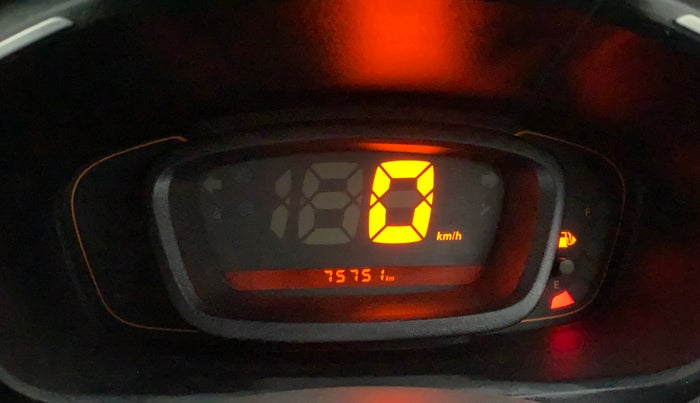 2015 Renault Kwid RXT 0.8, Petrol, Manual, 75,750 km, Odometer Image