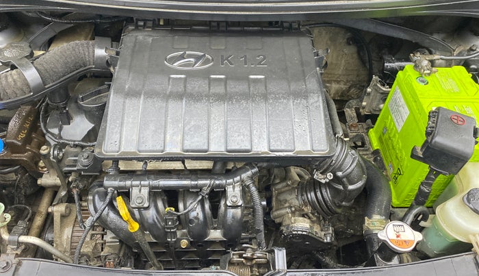 2015 Hyundai Xcent S 1.2, Petrol, Manual, 1,00,412 km, Engine View