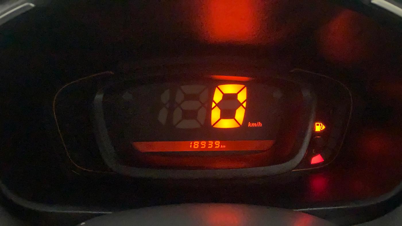 2016 Renault Kwid RXT 1.0, Petrol, Manual, 18,982 km, Odometer Image