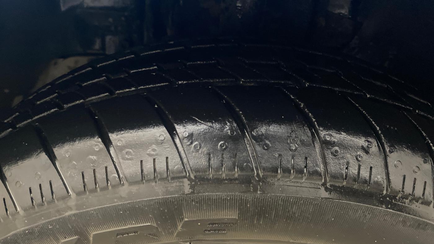 2016 Tata Tiago XT PETROL, Petrol, Manual, 37,954 km, Left Front Tyre Tread