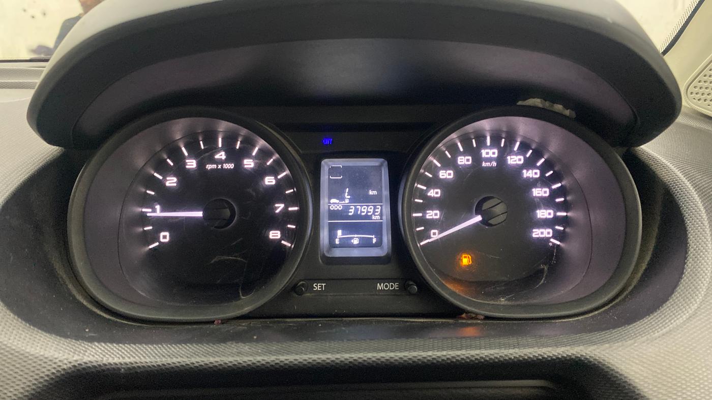 2016 Tata Tiago XT PETROL, Petrol, Manual, 37,954 km, Odometer Image