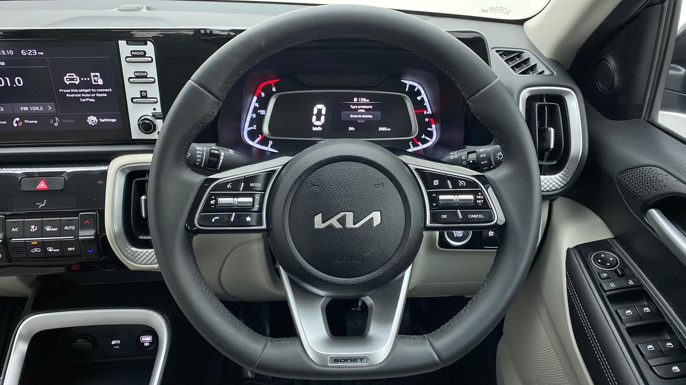 2022 KIA SONET HTX 1.5D MT AE , Diesel, Manual, 2,755 km, Steering Wheel Close Up