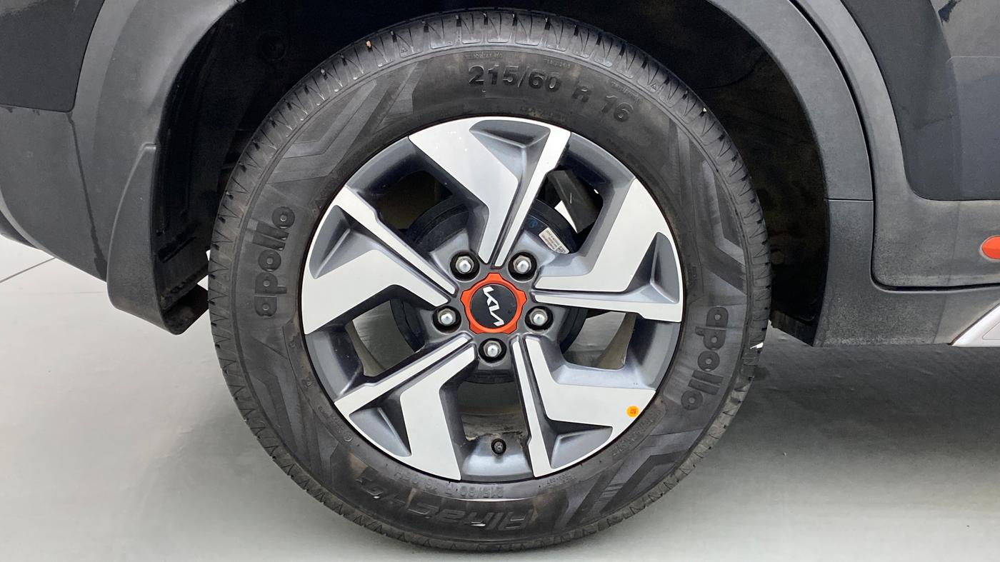 2022 KIA SONET HTX 1.5D MT AE , Diesel, Manual, 2,755 km, Right Rear Wheel
