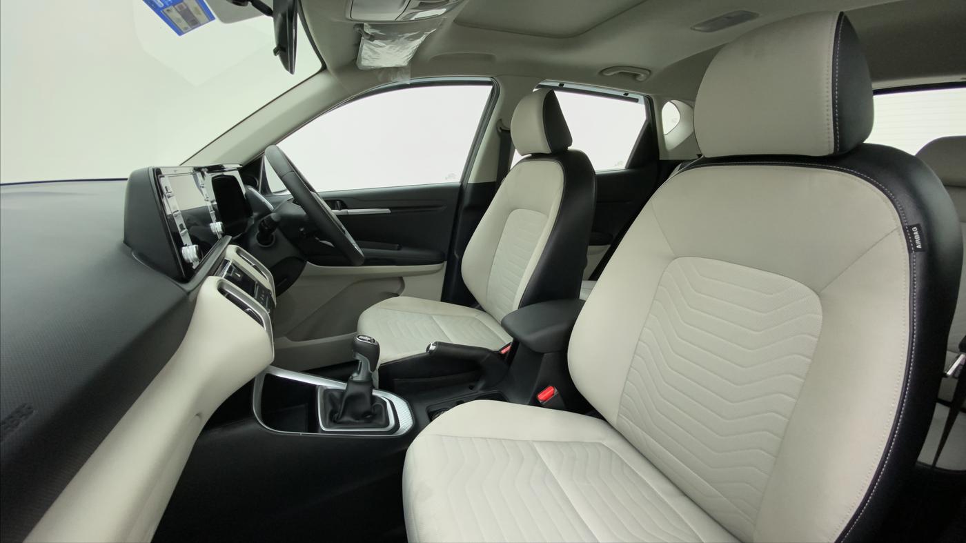 2022 KIA SONET HTX 1.5D MT AE , Diesel, Manual, 2,755 km, Right Side Front Door Cabin