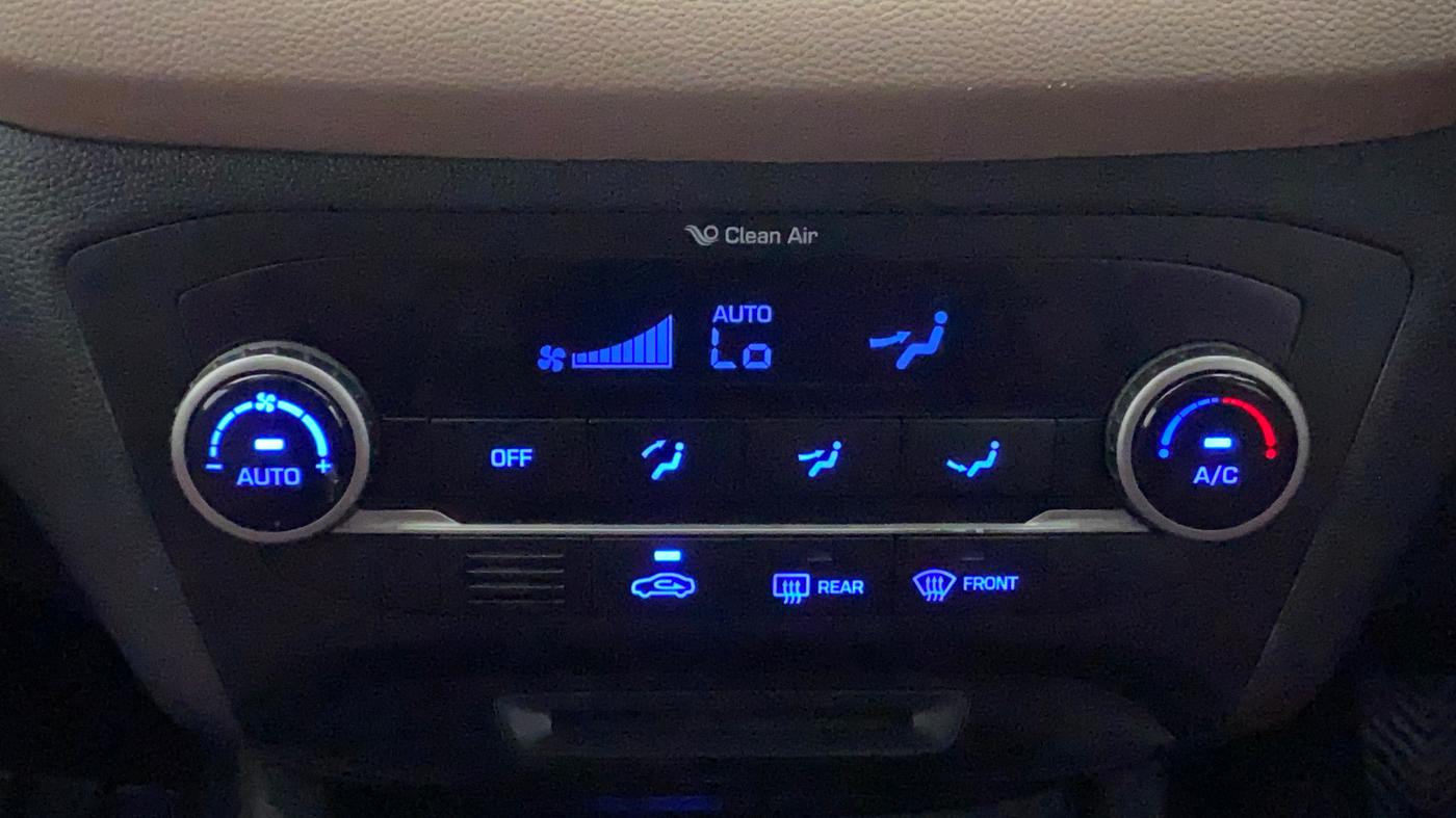 2016 Hyundai Elite i20 ASTA 1.2 (O), Petrol, Manual, 47,656 km, Automatic Climate Control