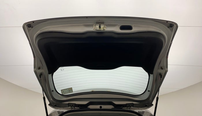 2022 Maruti BREZZA ZXI + AT SMART HYBRID, Petrol, Automatic, 31,047 km, Boot Door Open