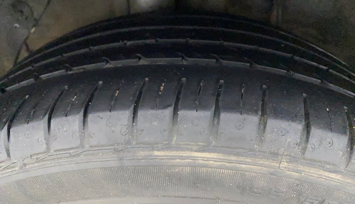 2018 Hyundai Elite i20 ASTA 1.2 (O), Petrol, Manual, 55,101 km, Right Rear Tyre Tread
