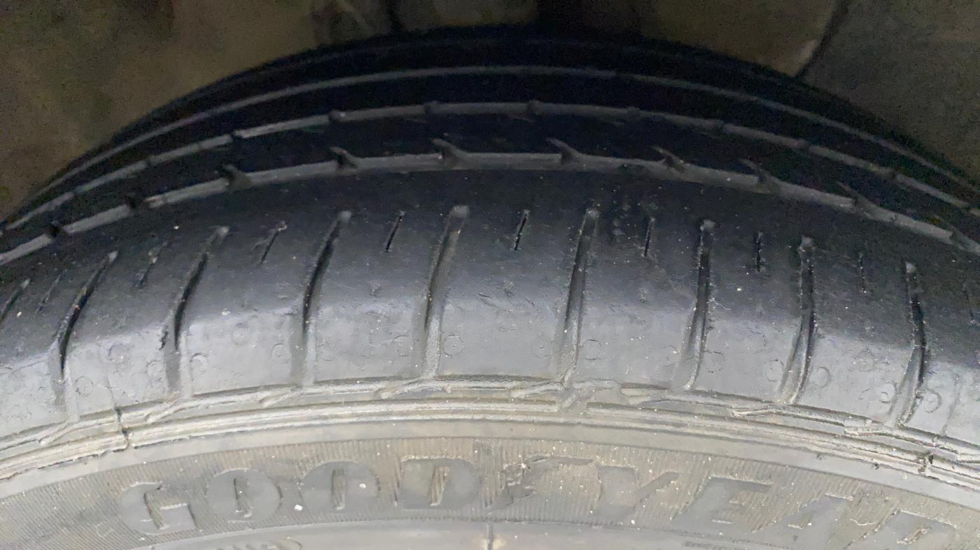 2018 Hyundai Elite i20 ASTA 1.2 (O), Petrol, Manual, 55,101 km, Right Front Tyre Tread