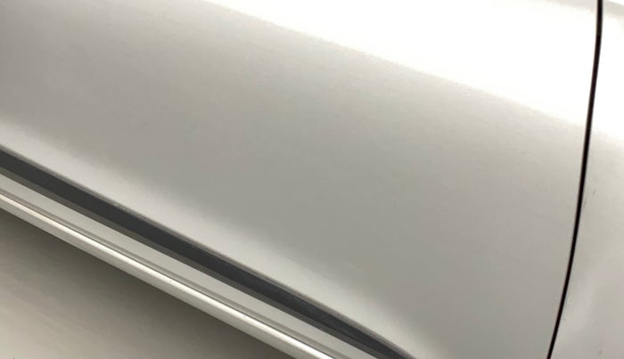 2018 Hyundai Elite i20 ASTA 1.2 (O), Petrol, Manual, 55,101 km, Driver-side door - Minor scratches