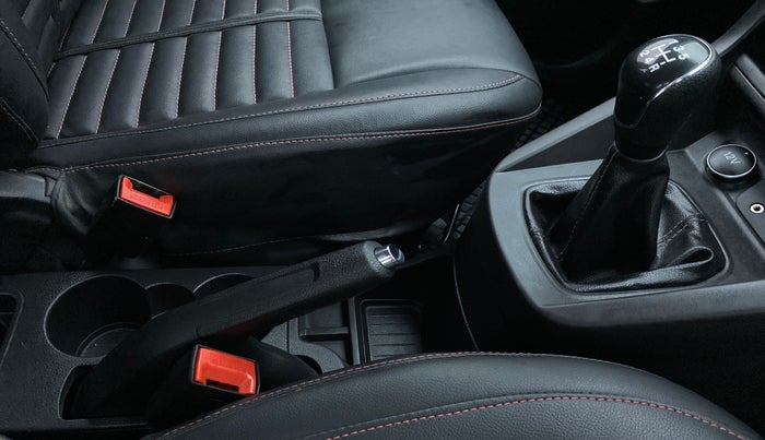 2019 Ford New Figo 1.2 TITANIUM, Petrol, Manual, 12,073 km, Gear Lever