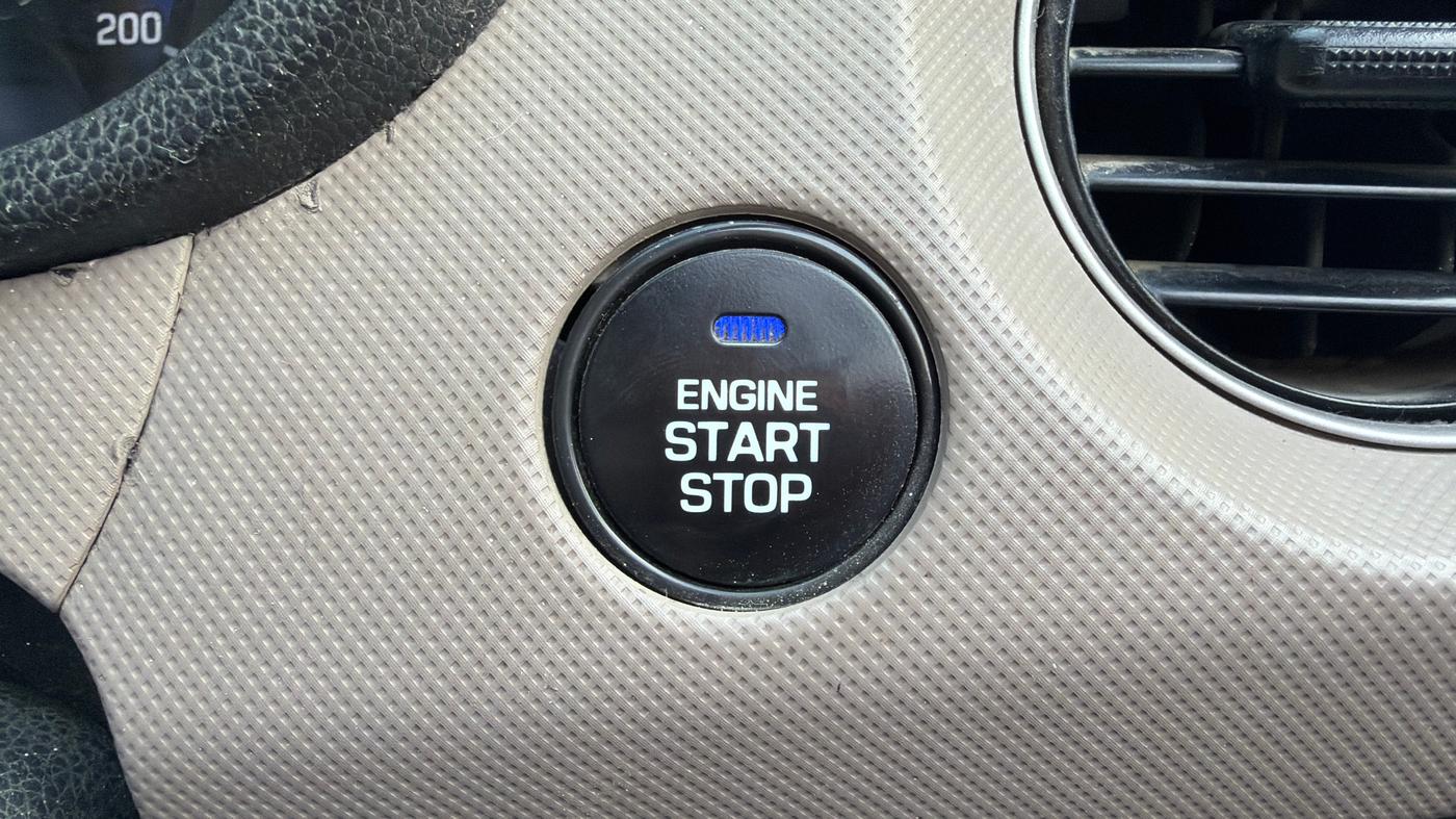 2014 Hyundai Xcent SX 1.2 (O), Petrol, Manual, 1,17,664 km, Keyless Start/ Stop Button