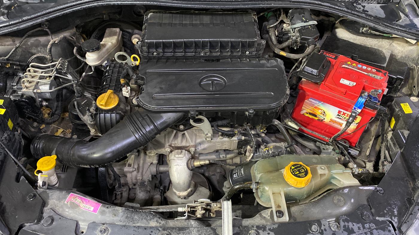 2020 Tata Tiago XT PETROL, Petrol, Manual, 35,203 km, Engine View