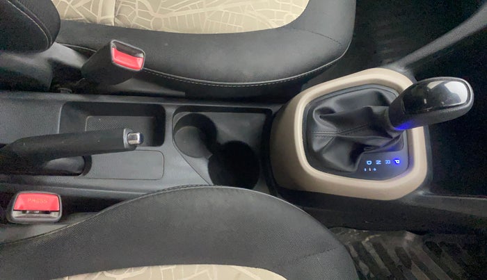 2015 Hyundai Grand i10 ASTA AT 1.2 KAPPA VTVT, Petrol, Automatic, 61,350 km, Gear Lever