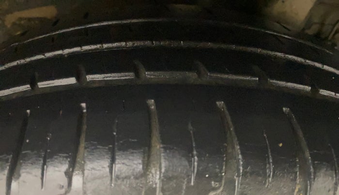 2015 Hyundai Grand i10 ASTA AT 1.2 KAPPA VTVT, Petrol, Automatic, 61,350 km, Left Rear Tyre Tread