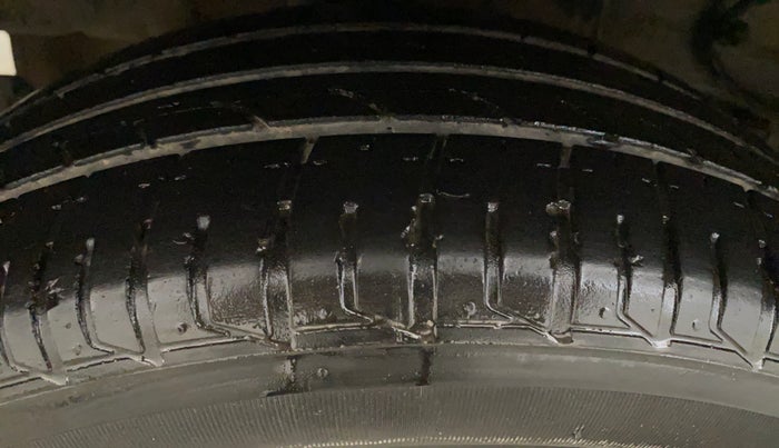 2022 Tata Tiago XT CNG, CNG, Manual, 30,092 km, Right Rear Tyre Tread