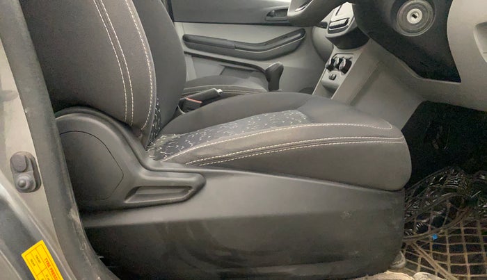 2022 Tata Tiago XT CNG, CNG, Manual, 30,092 km, Driver Side Adjustment Panel