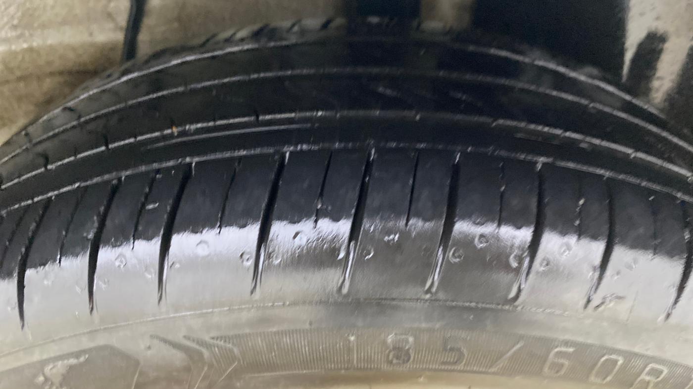 2024 Tata ALTROZ XZ CNG, CNG, Manual, 54,270 km, Left Rear Tyre Tread