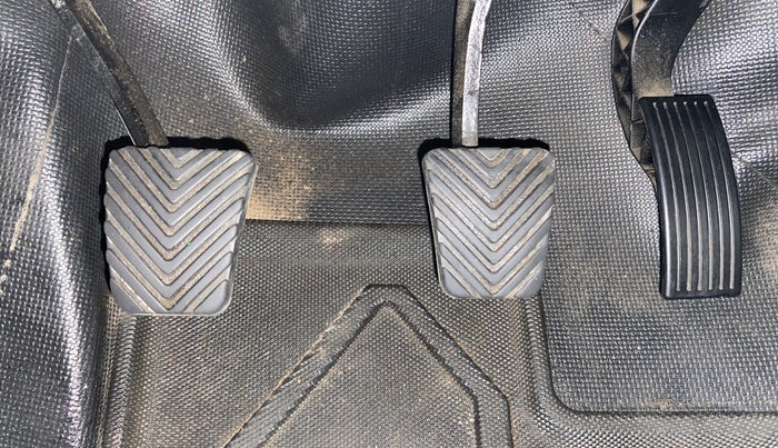 2022 Hyundai VENUE SX 1.2 PETROL, Petrol, Manual, 36,043 km, Pedals