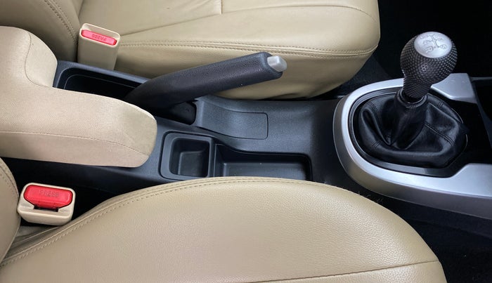 2019 Honda Jazz 1.2 V MT, Petrol, Manual, 23,006 km, Gear Lever