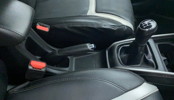 2019 Maruti XL6 ZETA MT, Petrol, Manual, 43,992 km, Gear Lever