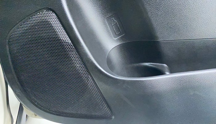 2019 Maruti XL6 ZETA MT, Petrol, Manual, 43,992 km, Speaker