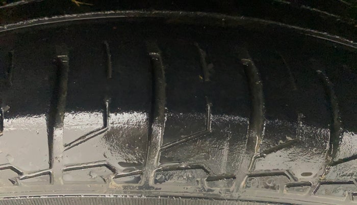 2021 Maruti S Cross ZETA AT 1.5, Petrol, Automatic, 61,840 km, Right Front Tyre Tread