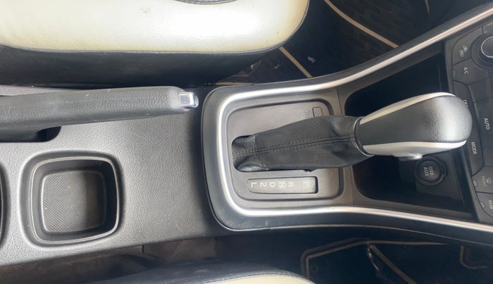 2021 Maruti S Cross ZETA AT 1.5, Petrol, Automatic, 61,840 km, Gear Lever