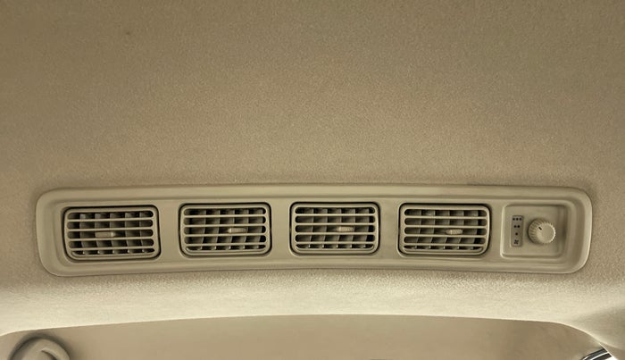 2013 Maruti Ertiga ZDI, Diesel, Manual, 76,163 km, Rear AC Vents