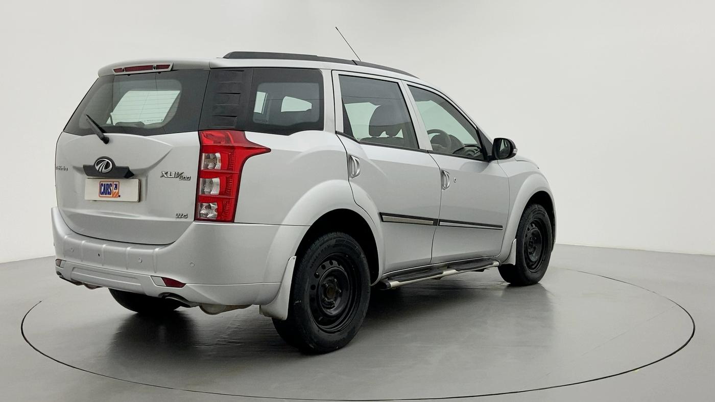2014 Mahindra XUV500 W4, Diesel, Manual, 83,640 km, Right Back Diagonal