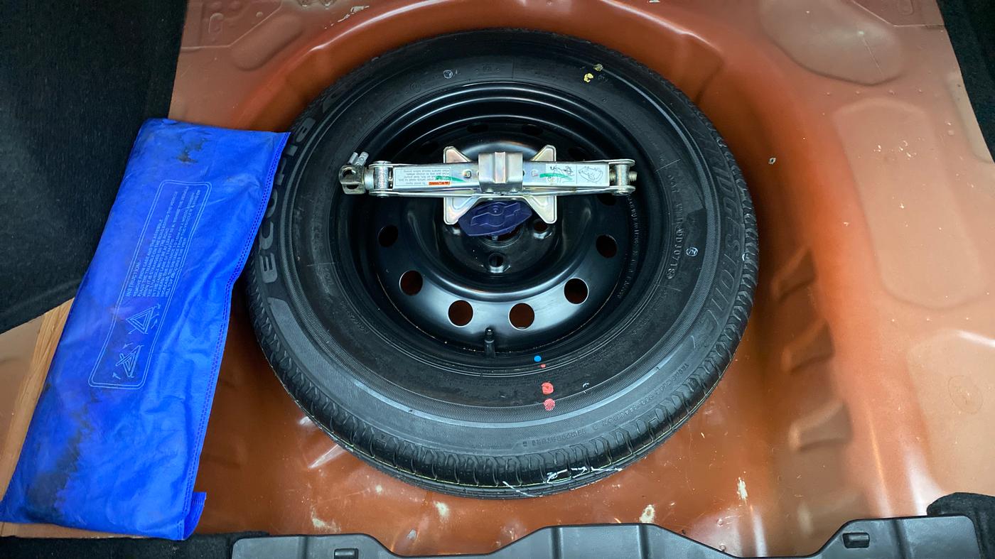 2018 Maruti Dzire VXI, Petrol, Manual, 40,701 km, Spare Tyre