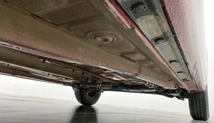 2018 Maruti Dzire VXI, Petrol, Manual, 40,701 km, Right Side Underbody
