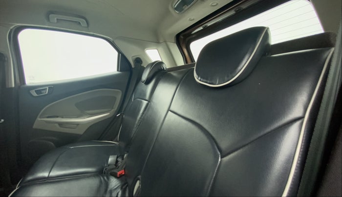 2016 Ford Ecosport TITANIUM 1.5L DIESEL, Diesel, Manual, 1,01,273 km, Right Side Rear Door Cabin