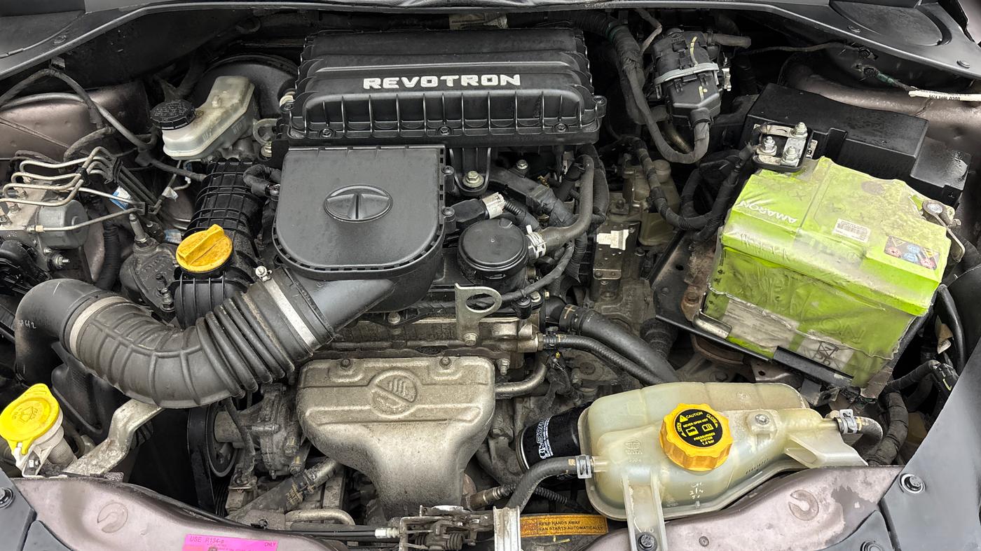 2018 Tata Tiago XZA PETROL, Petrol, Automatic, 77,339 km, Engine View