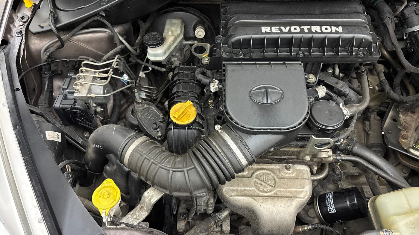 2018 Tata Tiago XZA PETROL, Petrol, Automatic, 77,339 km, Engine View - Right