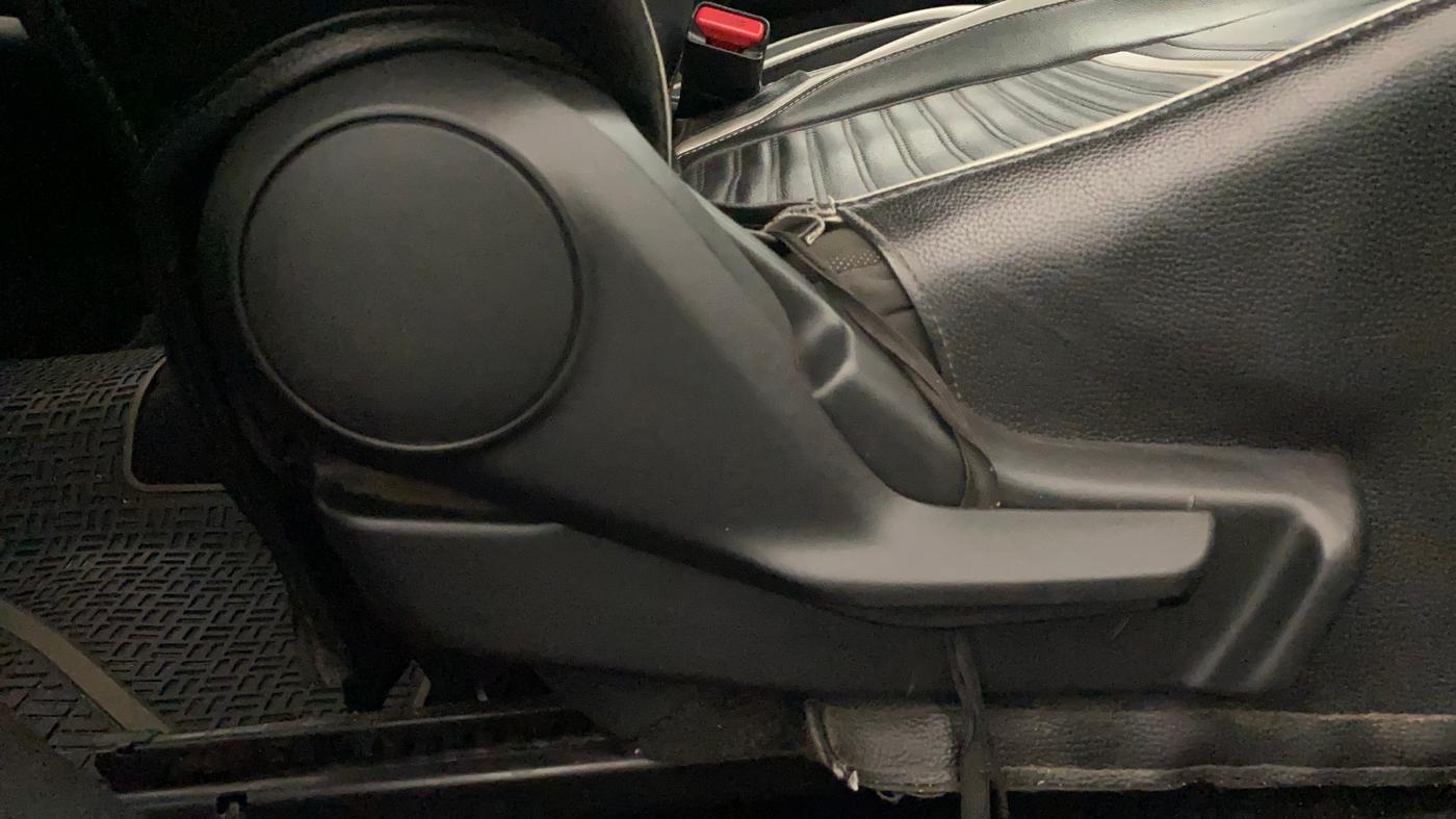 2019 Maruti Baleno DELTA PETROL 1.2, Petrol, Manual, 42,883 km, Driver Side Adjustment Panel