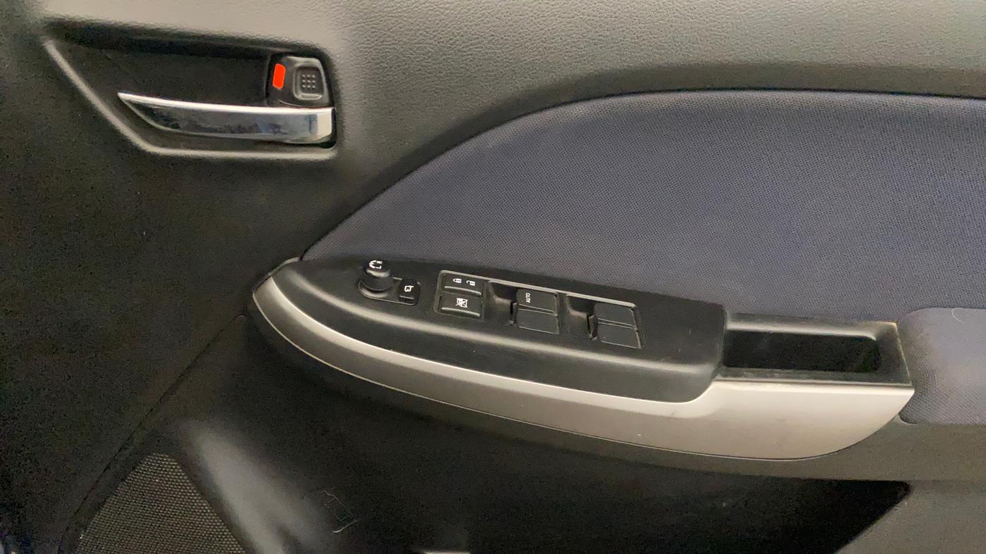 2019 Maruti Baleno DELTA PETROL 1.2, Petrol, Manual, 42,883 km, Driver Side Door Panels Control