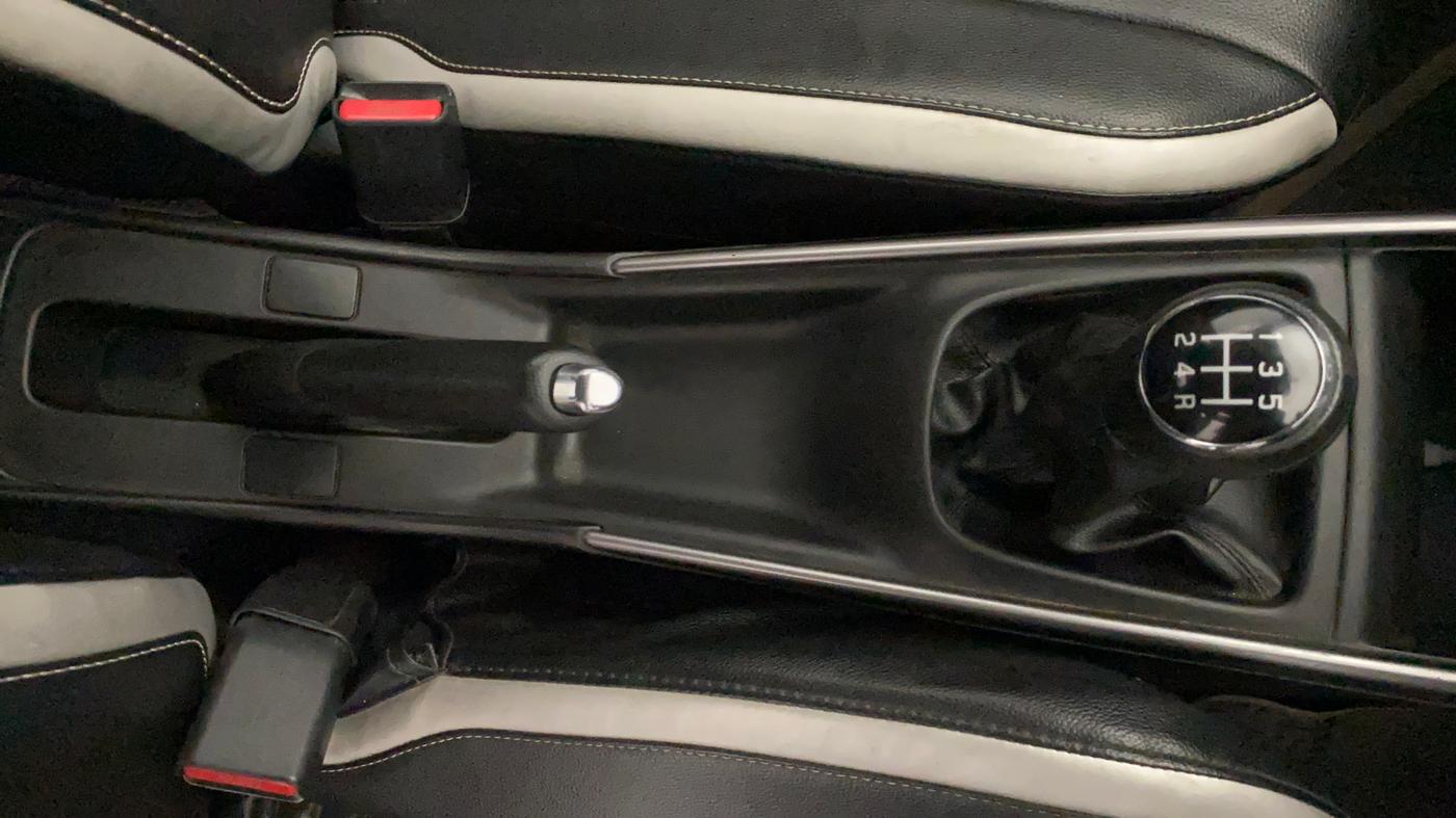 2019 Maruti Baleno DELTA PETROL 1.2, Petrol, Manual, 42,883 km, Gear Lever