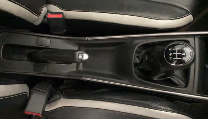 2019 Maruti Baleno DELTA PETROL 1.2, Petrol, Manual, 42,883 km, Gear Lever