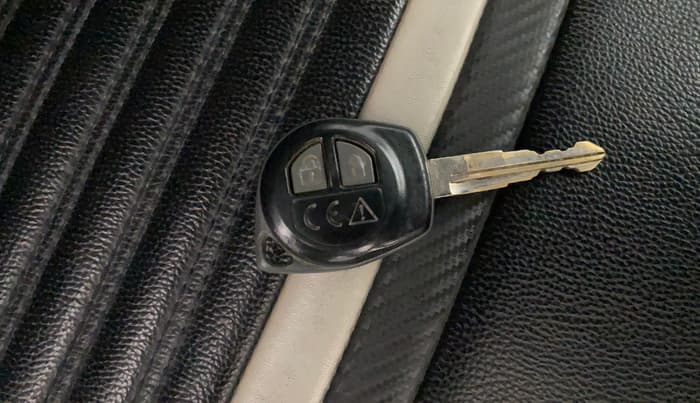 2019 Maruti Baleno DELTA PETROL 1.2, Petrol, Manual, 42,883 km, Key Close Up